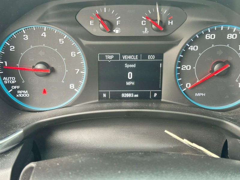 Chevrolet Equinox Vehicle Full-screen Gallery Image 19