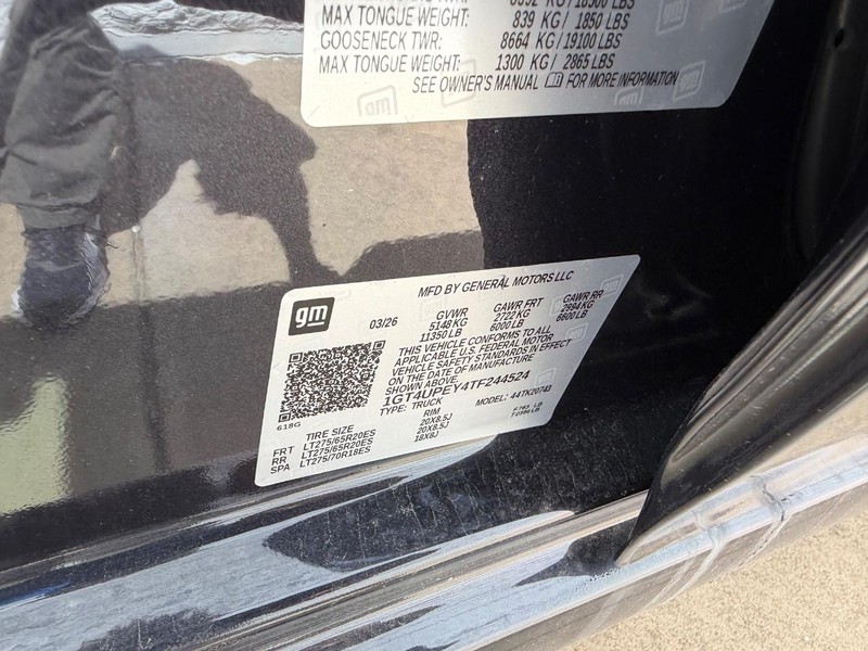 GMC Sierra 2500HD Vehicle Full-screen Gallery Image 21