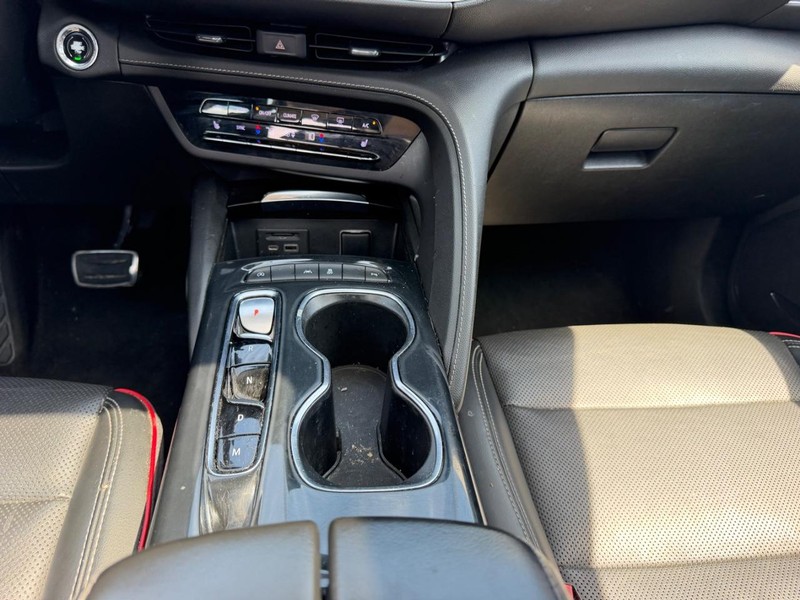 Buick Envision Vehicle Full-screen Gallery Image 16