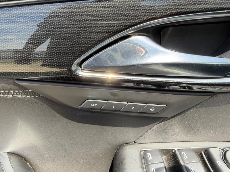 Buick Envision Vehicle Full-screen Gallery Image 19