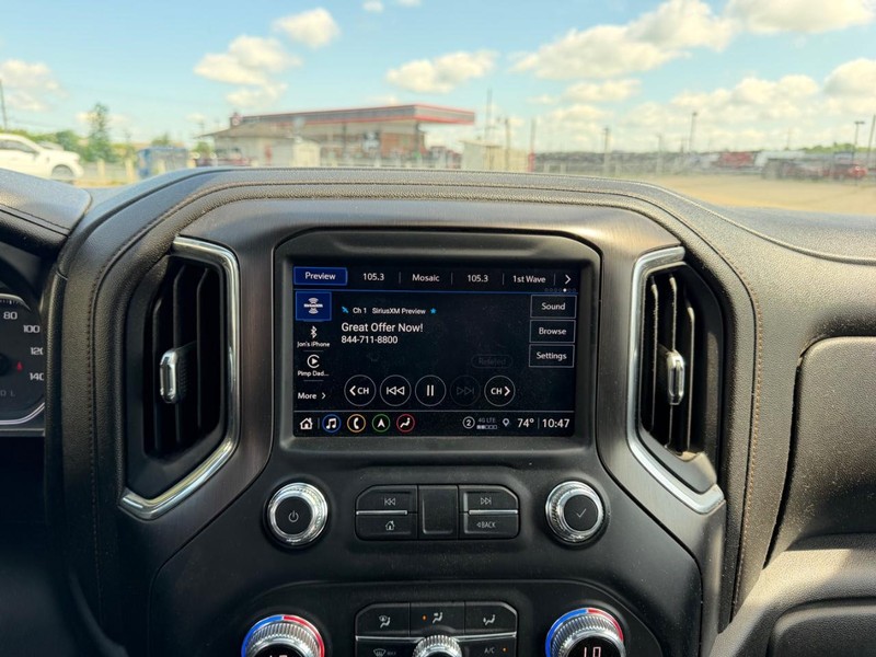 GMC Sierra 1500 Vehicle Full-screen Gallery Image 13