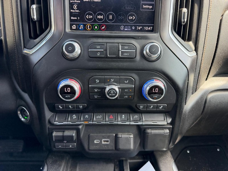 GMC Sierra 1500 Vehicle Full-screen Gallery Image 14