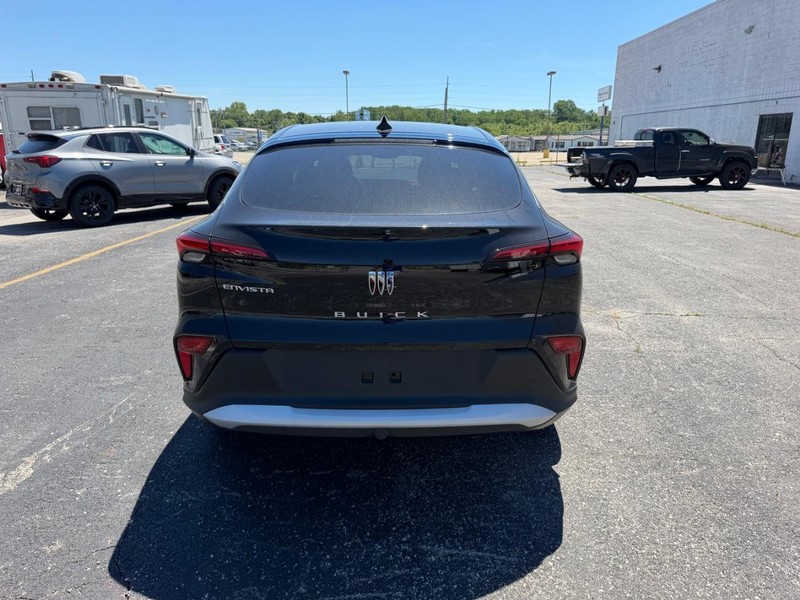 Buick Envista Vehicle Full-screen Gallery Image 4