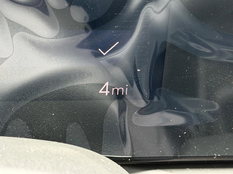 Buick Encore GX Vehicle Full-screen Gallery Image 19