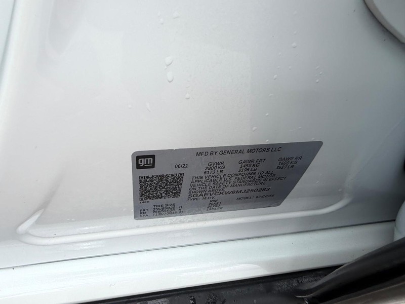 Buick Enclave Vehicle Full-screen Gallery Image 25