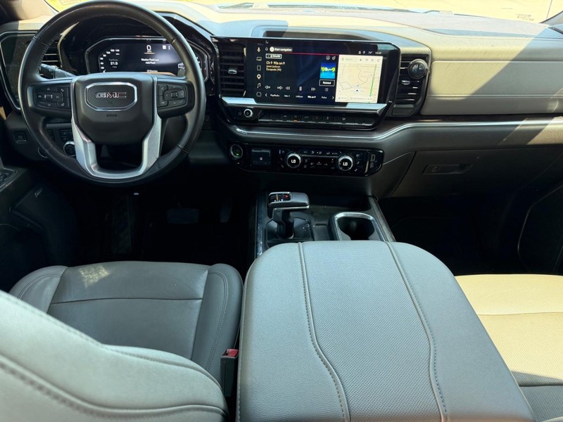 GMC Sierra 1500 Vehicle Full-screen Gallery Image 8