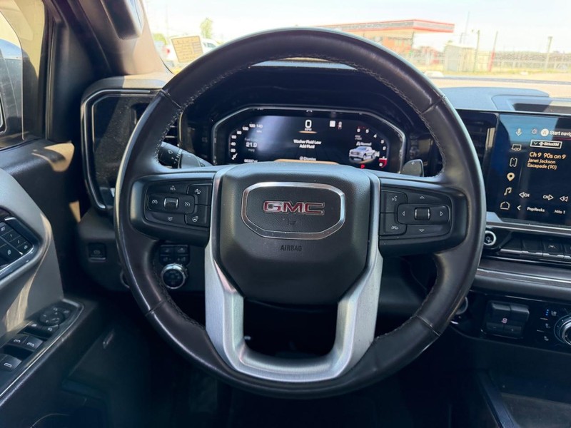 GMC Sierra 1500 Vehicle Full-screen Gallery Image 9