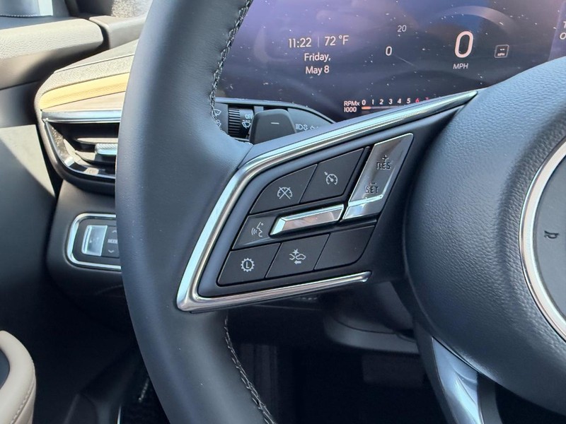 Buick Enclave Vehicle Full-screen Gallery Image 13