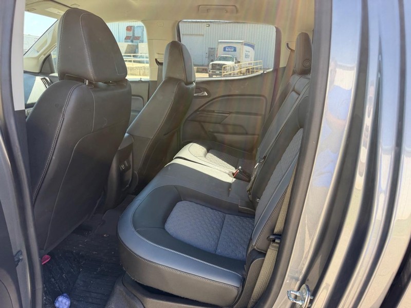 Chevrolet Colorado Vehicle Full-screen Gallery Image 7
