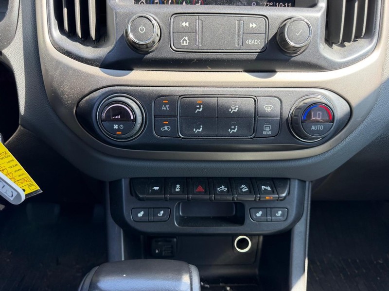 Chevrolet Colorado Vehicle Full-screen Gallery Image 13