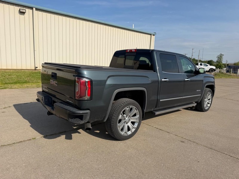 GMC Sierra 1500 Vehicle Full-screen Gallery Image 3