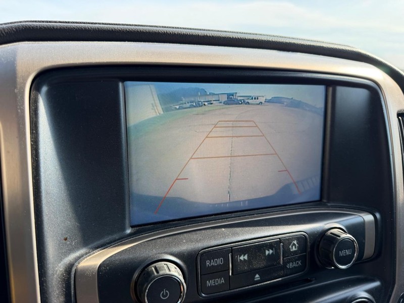 GMC Sierra 1500 Vehicle Full-screen Gallery Image 20