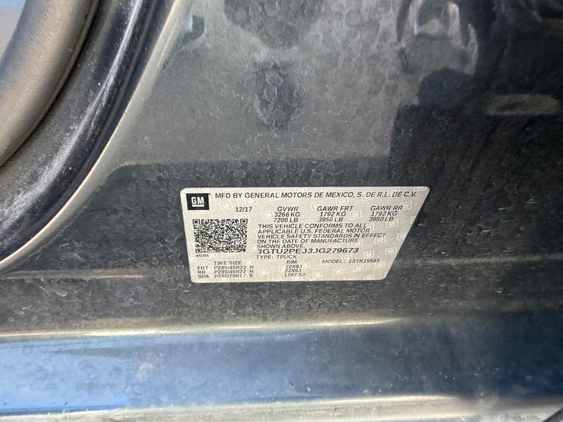 GMC Sierra 1500 Vehicle Full-screen Gallery Image 21