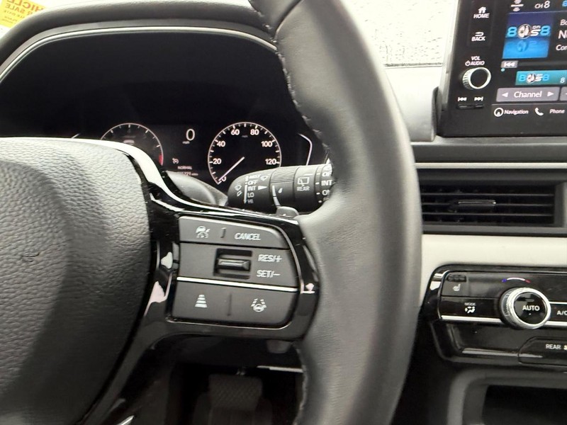 Honda Pilot Vehicle Full-screen Gallery Image 15