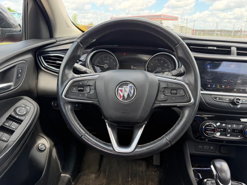 Buick Encore GX Vehicle Full-screen Gallery Image 10