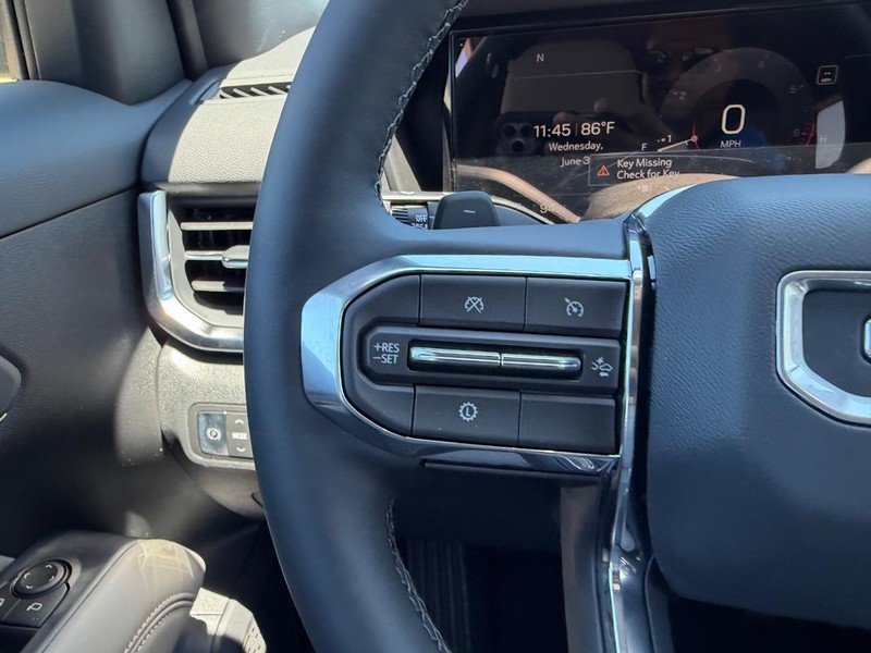 GMC Terrain Vehicle Full-screen Gallery Image 10