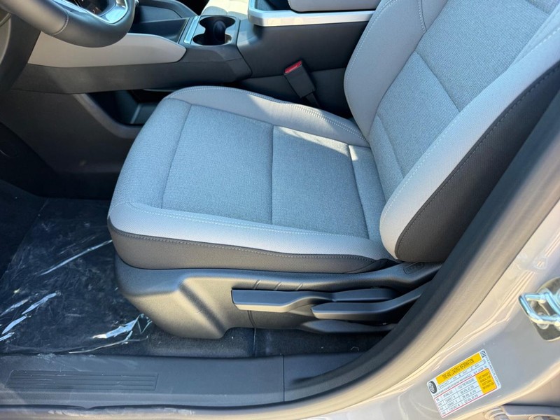 GMC Terrain Vehicle Full-screen Gallery Image 17