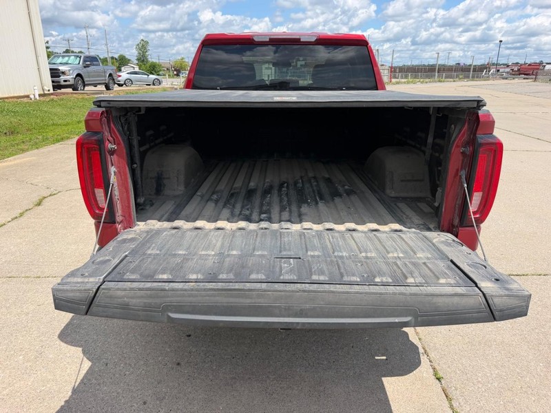 GMC Sierra 1500 Vehicle Full-screen Gallery Image 6