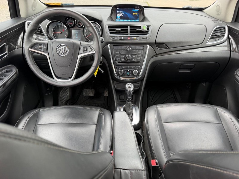 Buick Encore Vehicle Full-screen Gallery Image 9