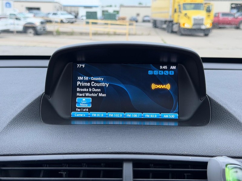 Buick Encore Vehicle Full-screen Gallery Image 13