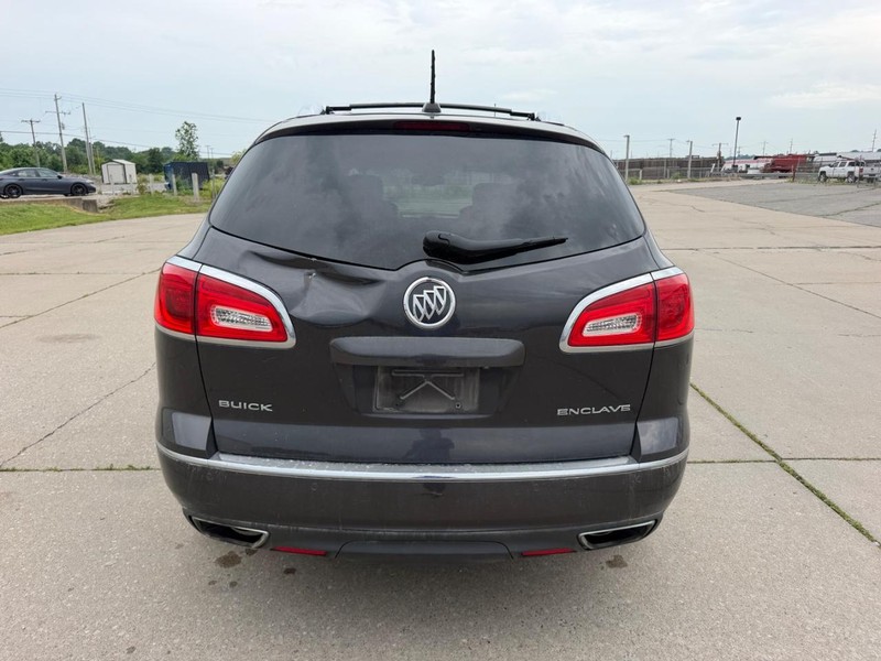 Buick Enclave Vehicle Full-screen Gallery Image 4