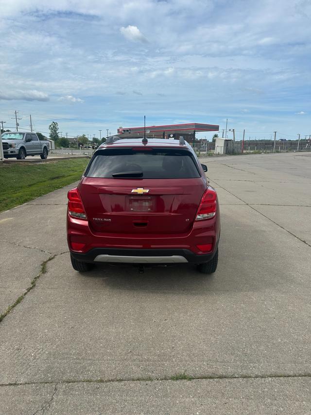 Chevrolet Trax Vehicle Full-screen Gallery Image 3
