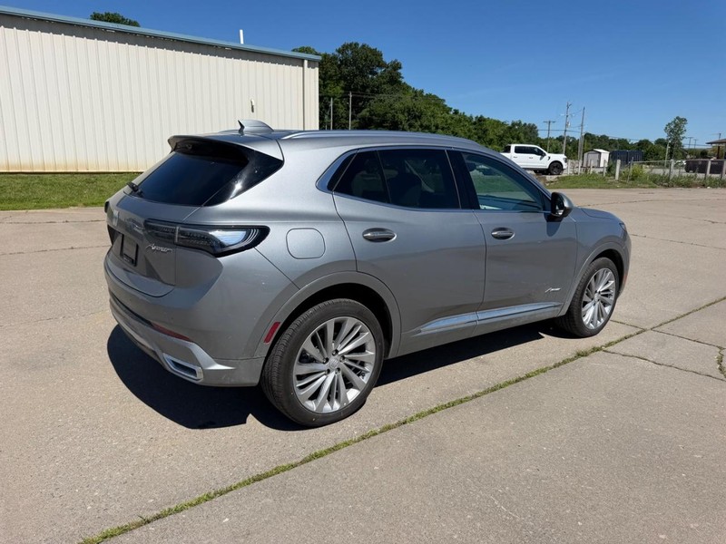Buick Envision Vehicle Full-screen Gallery Image 3