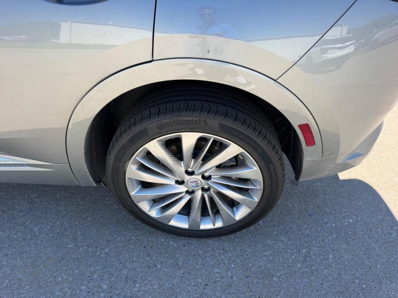 Buick Envision Vehicle Full-screen Gallery Image 7