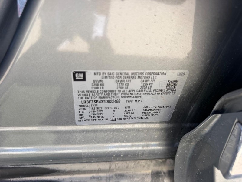 Buick Envision Vehicle Full-screen Gallery Image 23