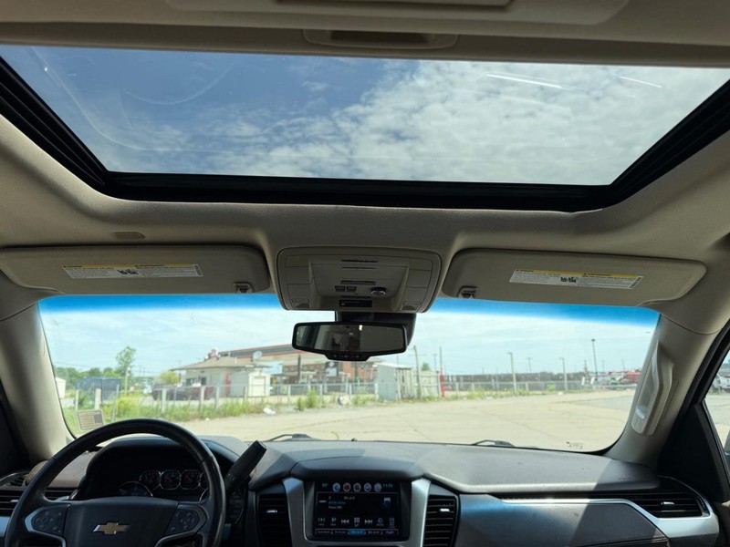 Chevrolet Tahoe Vehicle Full-screen Gallery Image 13