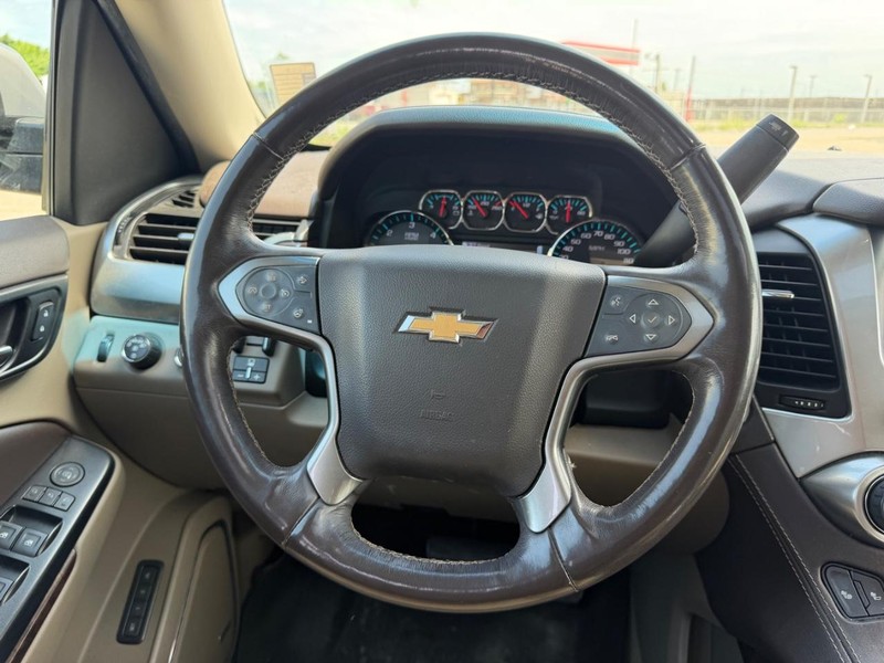 Chevrolet Tahoe Vehicle Full-screen Gallery Image 14