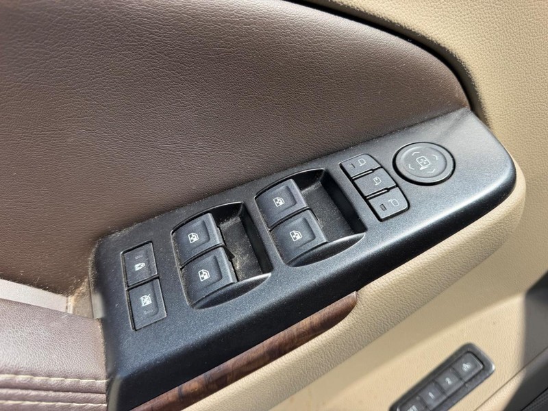 Chevrolet Tahoe Vehicle Full-screen Gallery Image 20