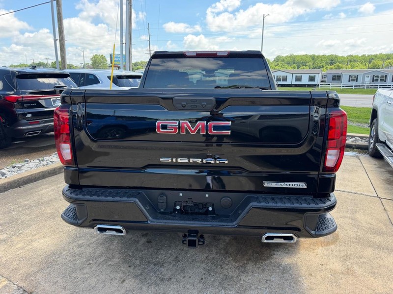 GMC Sierra 1500 Vehicle Full-screen Gallery Image 3