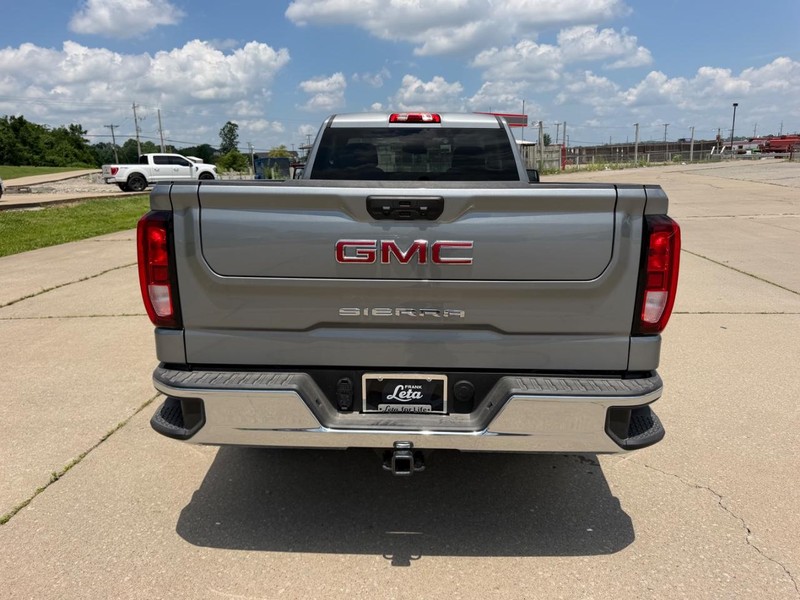 GMC Sierra 1500 Vehicle Full-screen Gallery Image 4