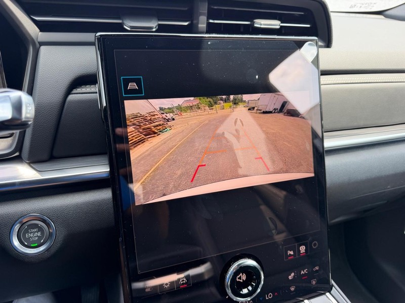 GMC Terrain Vehicle Full-screen Gallery Image 19