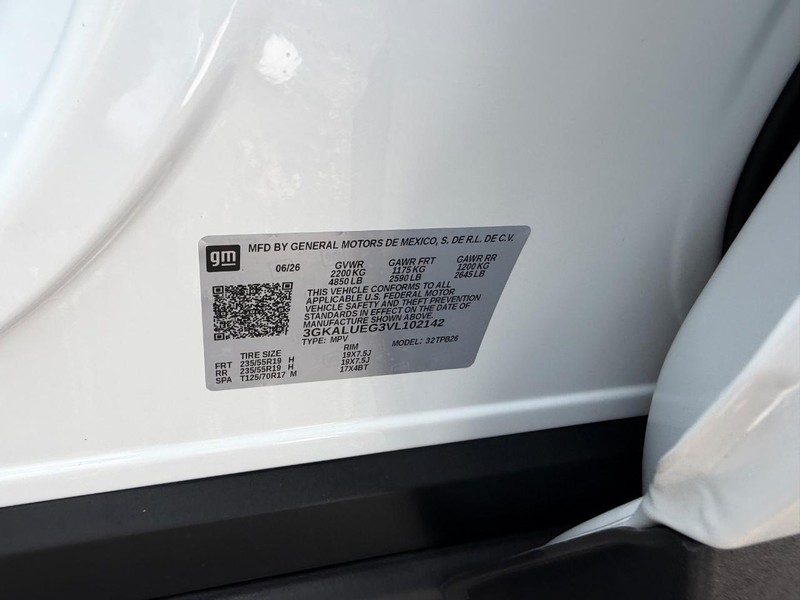 GMC Terrain Vehicle Full-screen Gallery Image 20