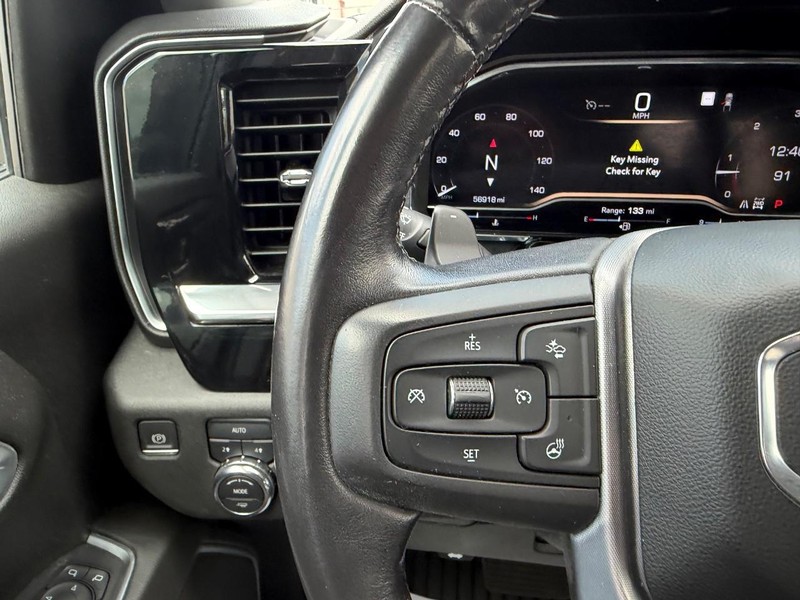 GMC Sierra 1500 Vehicle Full-screen Gallery Image 10