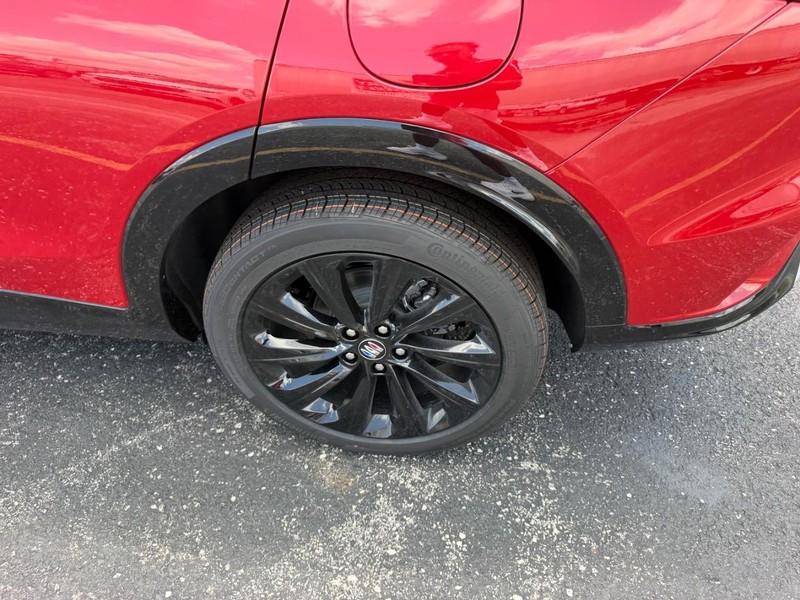 Buick Envista Vehicle Full-screen Gallery Image 7