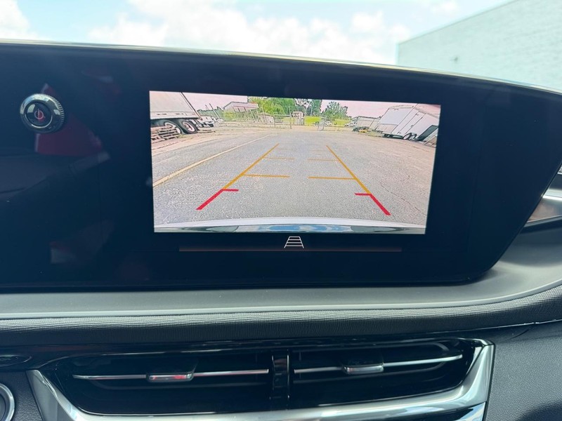Buick Envista Vehicle Full-screen Gallery Image 20