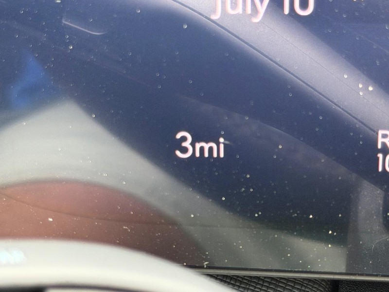 Buick Enclave Vehicle Full-screen Gallery Image 22