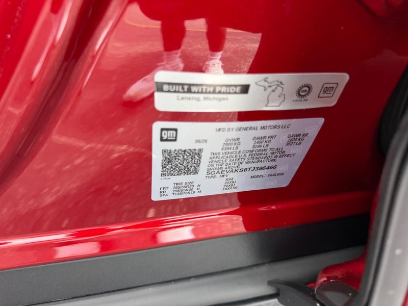 Buick Enclave Vehicle Full-screen Gallery Image 22