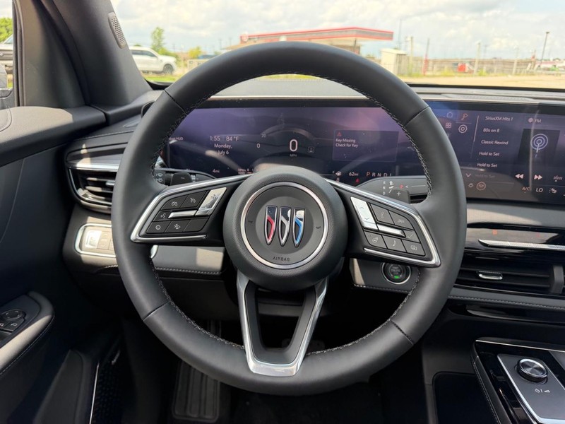 Buick Enclave Vehicle Full-screen Gallery Image 13