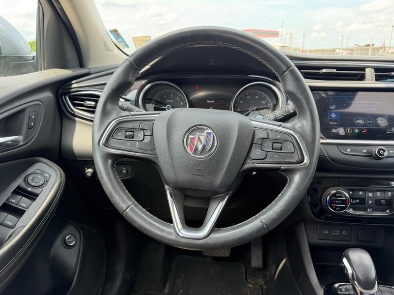 Buick Encore GX Vehicle Full-screen Gallery Image 10