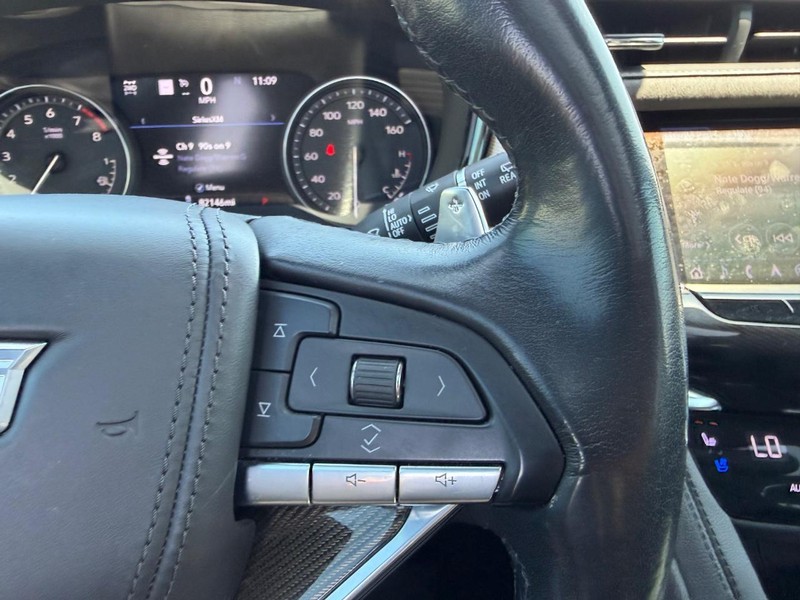Cadillac XT6 Vehicle Full-screen Gallery Image 15