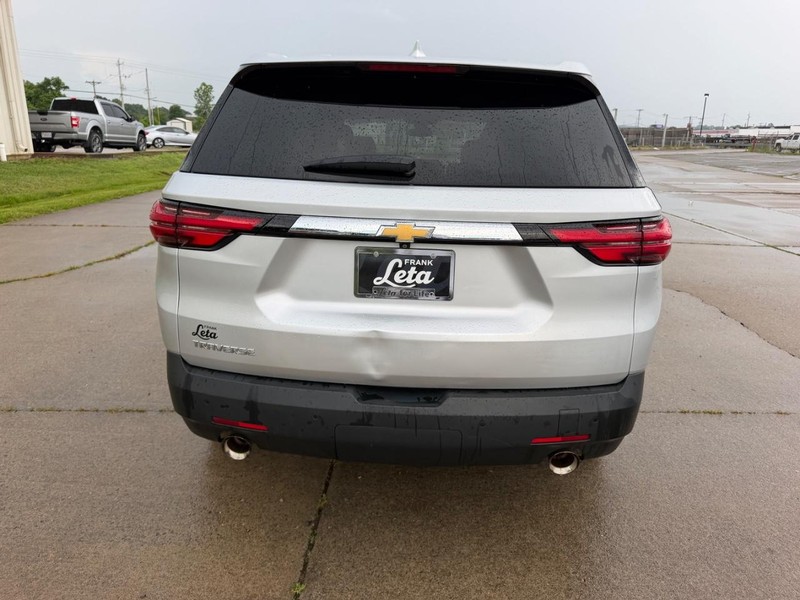 Chevrolet Traverse Vehicle Full-screen Gallery Image 4