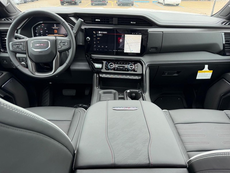 GMC Sierra 2500HD Vehicle Full-screen Gallery Image 9