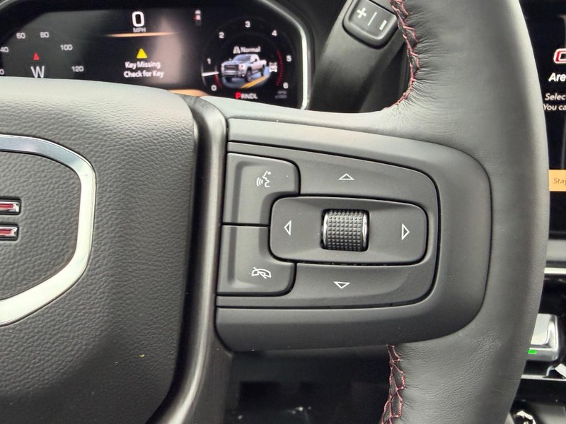 GMC Sierra 2500HD Vehicle Full-screen Gallery Image 12