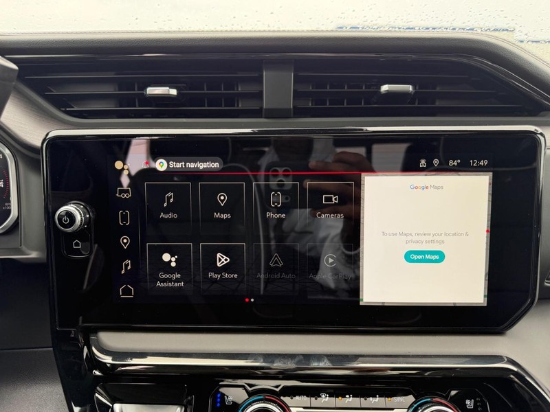 GMC Sierra 2500HD Vehicle Full-screen Gallery Image 13
