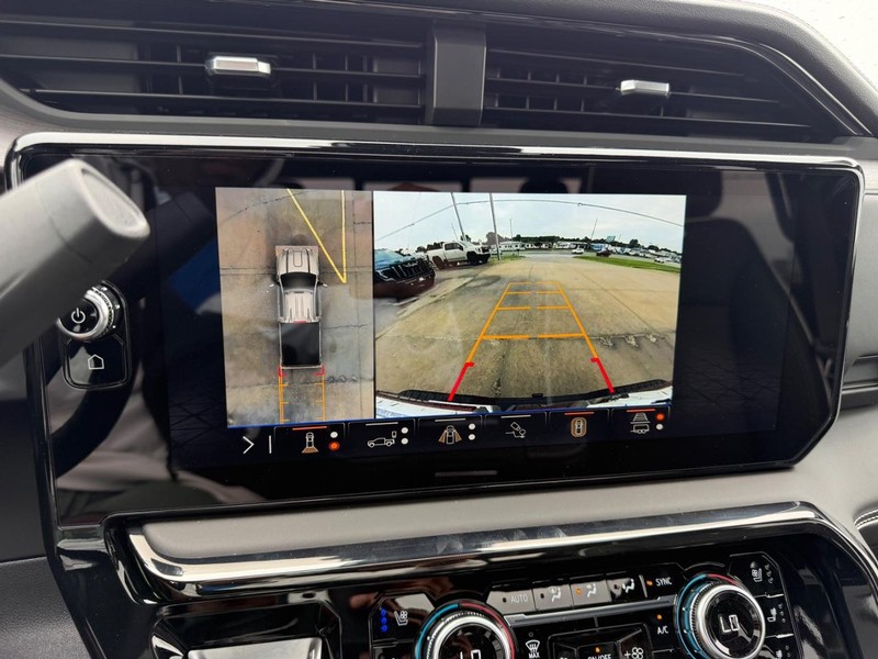 GMC Sierra 2500HD Vehicle Full-screen Gallery Image 20