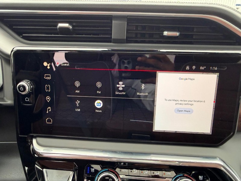 GMC Sierra 2500HD Vehicle Full-screen Gallery Image 13